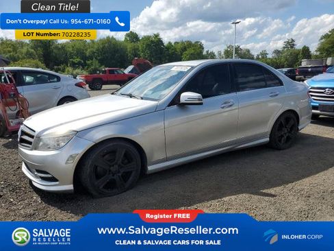 Used 2010 Mercedes-Benz C 300 4MATIC Sedan image 1