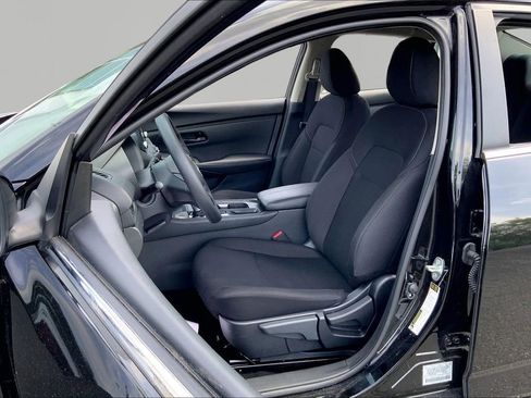 Used 2025 Nissan Sentra S FWD image 15