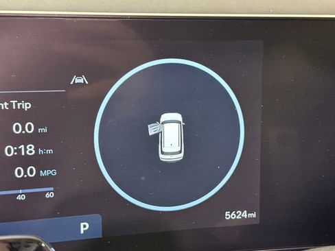 Used 2024 Hyundai Santa Fe Limited image 18