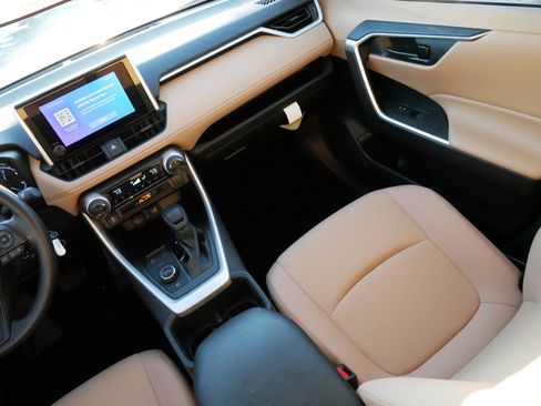 Certified 2025 Toyota RAV4 LE image 11