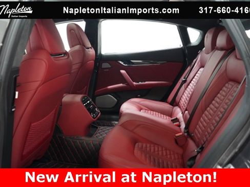 Used 2023 Maserati Quattroporte Trofeo image 33