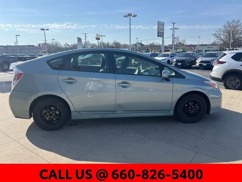 Used 2015 Toyota Prius Two image 5