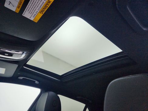 Certified 2025 Mercedes-Benz GLE 350 4MATIC image 12