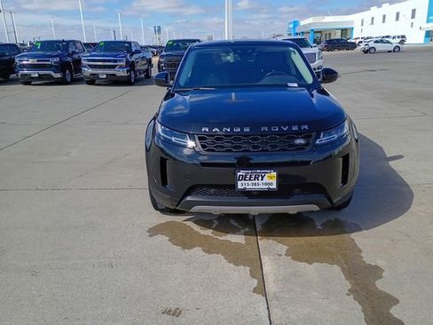 Used 2020 Land Rover Range Rover Evoque SE image 2