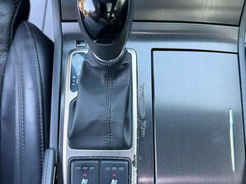 Used 2014 Hyundai Azera Limited w/ Option Group 02 FWD image 21