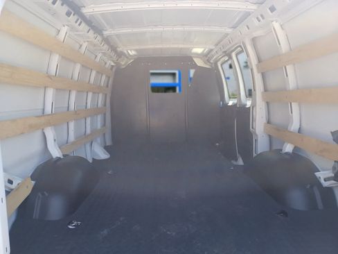 Used 2025 Chevrolet Express 2500 w/ Driver Convenience Package RWD image 12
