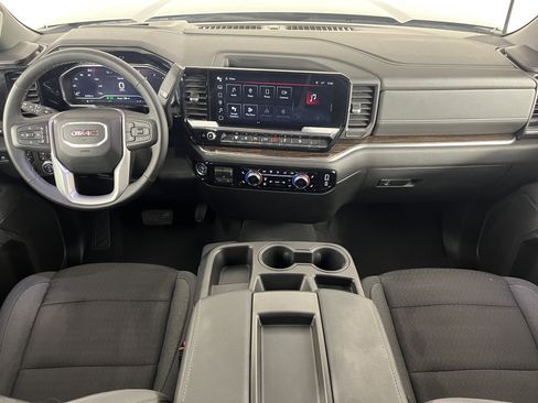 Used 2024 GMC Sierra 3500 SLE w/ SLE Value Package image 10