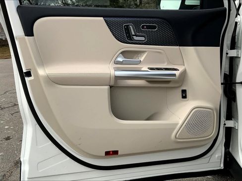 New 2025 Mercedes-Benz GLA 250 GLA 250 image 13