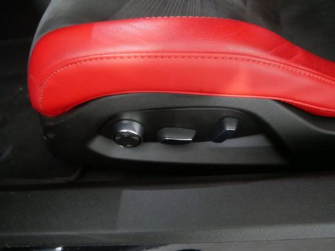 Used 2022 Chevrolet Corvette Stingray Premium Cpe w/ 3LT image 16