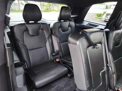 Used 2016 Volvo XC90 T6 Inscription w/ Vision Package image 19