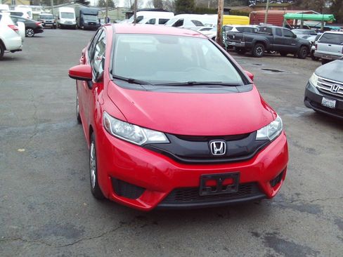 Used 2017 Honda Fit LX image 2