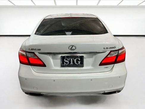 Used 2010 Lexus LS 460 AWD w/ Comfort Pkg image 5