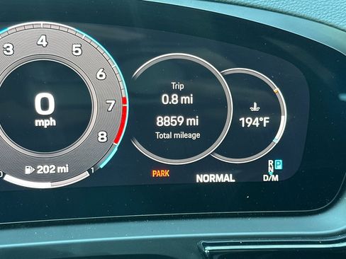 Used 2025 Porsche Cayenne S image 37