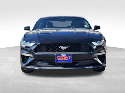 Used 2021 Ford Mustang Coupe RWD image 6