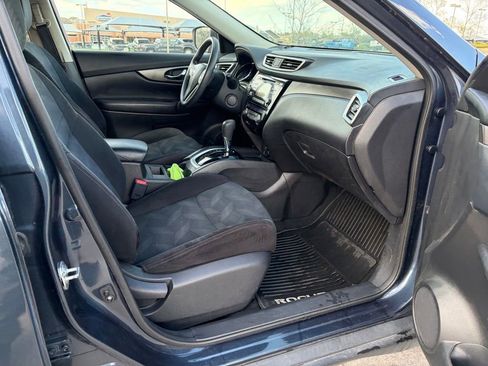Used 2014 Nissan Rogue SV AWD/4WD image 21