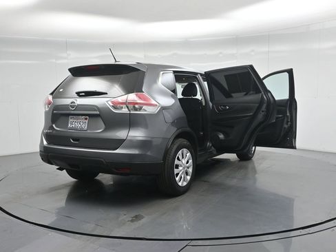 Used 2016 Nissan Rogue S image 5