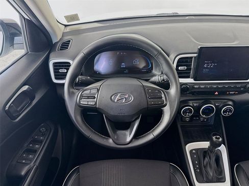 Used 2023 Hyundai Venue Limited w/ Cargo Package FWD image 23