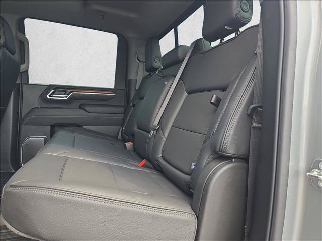Used 2025 GMC Sierra 2500 Denali w/ Denali Reserve Package AWD/4WD image 16