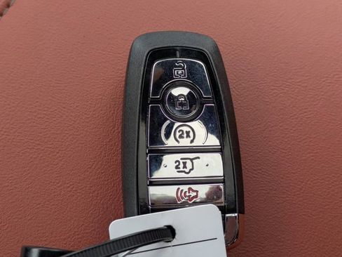 New 2025 Lincoln Aviator Reserve w/ Equipment Group 201A image 28