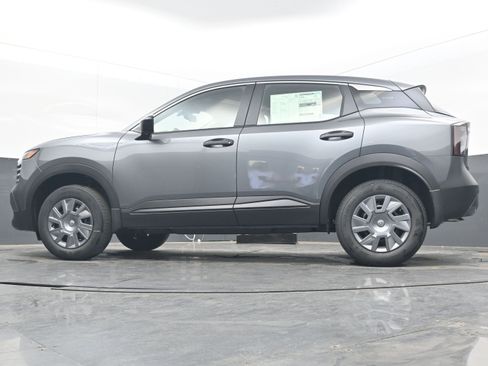 New 2026 Nissan Kicks S image 25