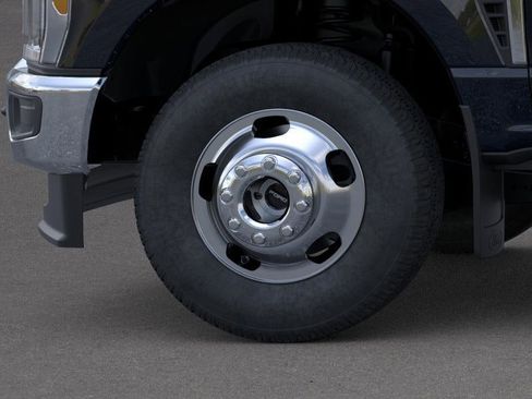 New 2026 Ford F350 XLT image 19