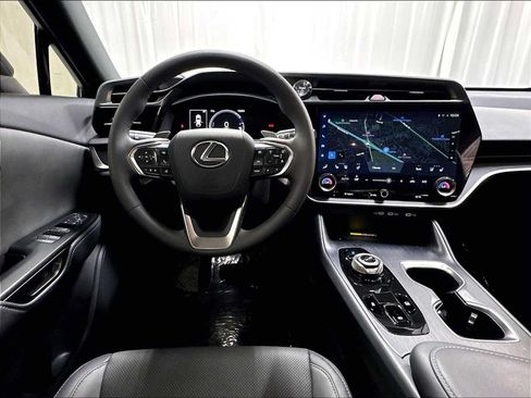 Used 2026 Lexus RZ 350e 2WD w/ Accessory Package (Z1) image 15