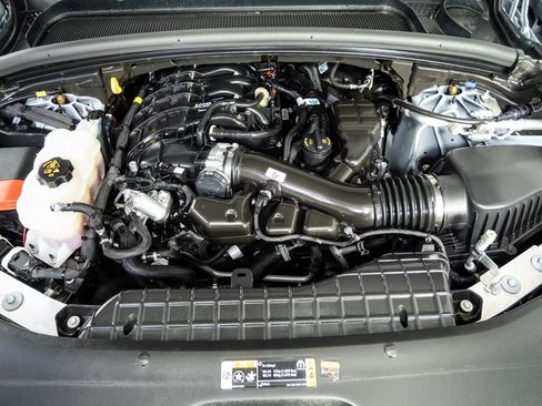 Used 2025 Jeep Grand Cherokee Summit image 34