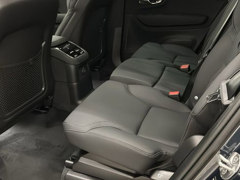 New 2026 Volvo XC90 T8 Plus image 27