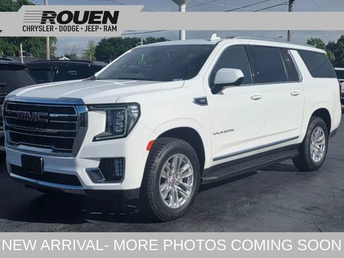 Used 2023 GMC Yukon XL SLT AWD/4WD image 1