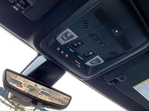 Used 2024 Cadillac XT6 Sport w/ Platinum Package image 35