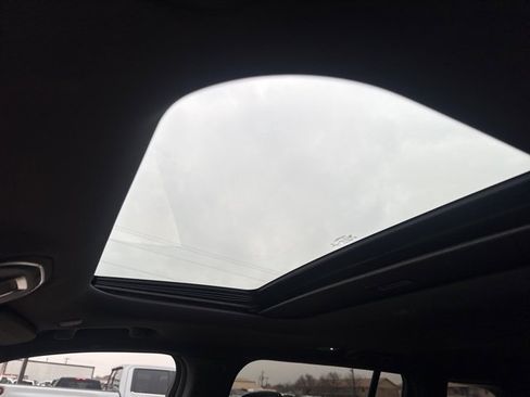 Used 2022 Jeep Grand Cherokee Altitude image 9