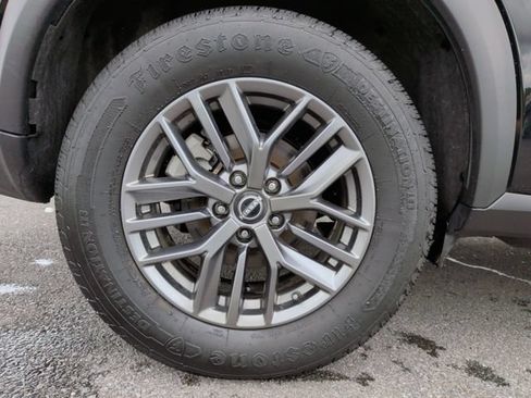 Used 2023 Nissan Rogue S AWD/4WD image 27