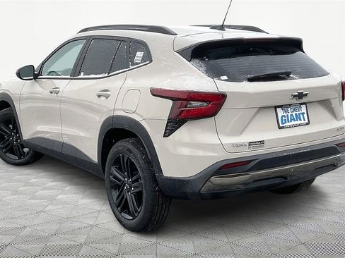 New 2026 Chevrolet Trax ACTIV w/ Sunroof Package image 3