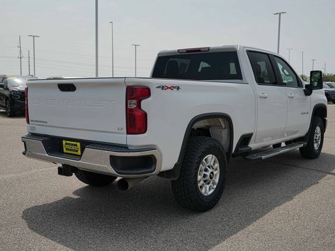 Used 2025 Chevrolet Silverado 2500 LT w/ Convenience Package AWD/4WD image 6