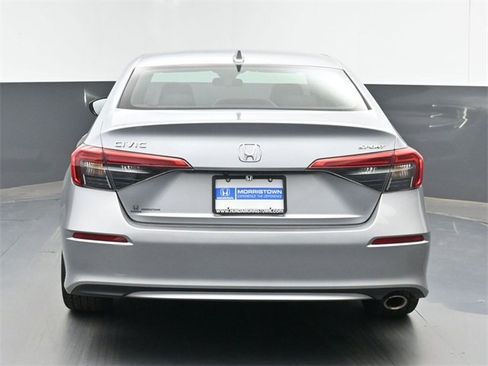 Used 2023 Honda Civic Sport image 9