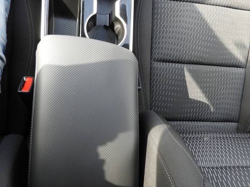 Used 2026 Chevrolet Equinox LT w/ LPO, Floor Liner Package AWD/4WD image 42
