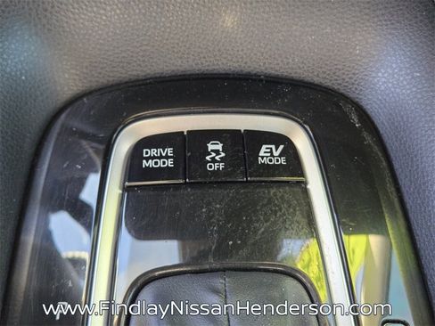 Used 2022 Toyota Corolla LE image 27