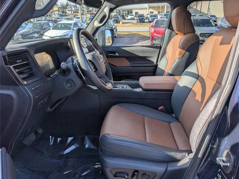 Certified 2025 Lexus GX 550 550 Premium 4WD image 19