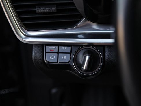 Used 2018 Porsche Panamera 4S image 37