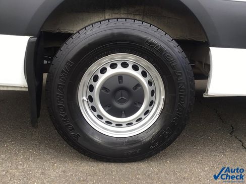 Used 2022 Mercedes-Benz Sprinter 2500 image 22