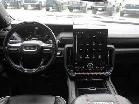 Used 2025 GMC Yukon AT4 Ultimate w/ LPO, Floor Liner Package AWD/4WD image 16