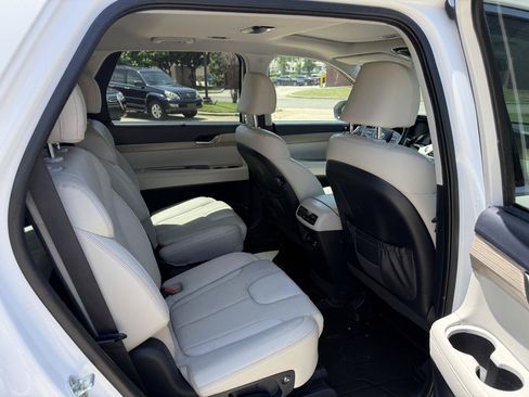 Used 2021 Hyundai Palisade SEL w/ Premium Package FWD image 29