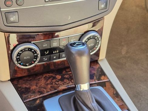 Used 2010 Mercedes-Benz C 350 Sport image 33