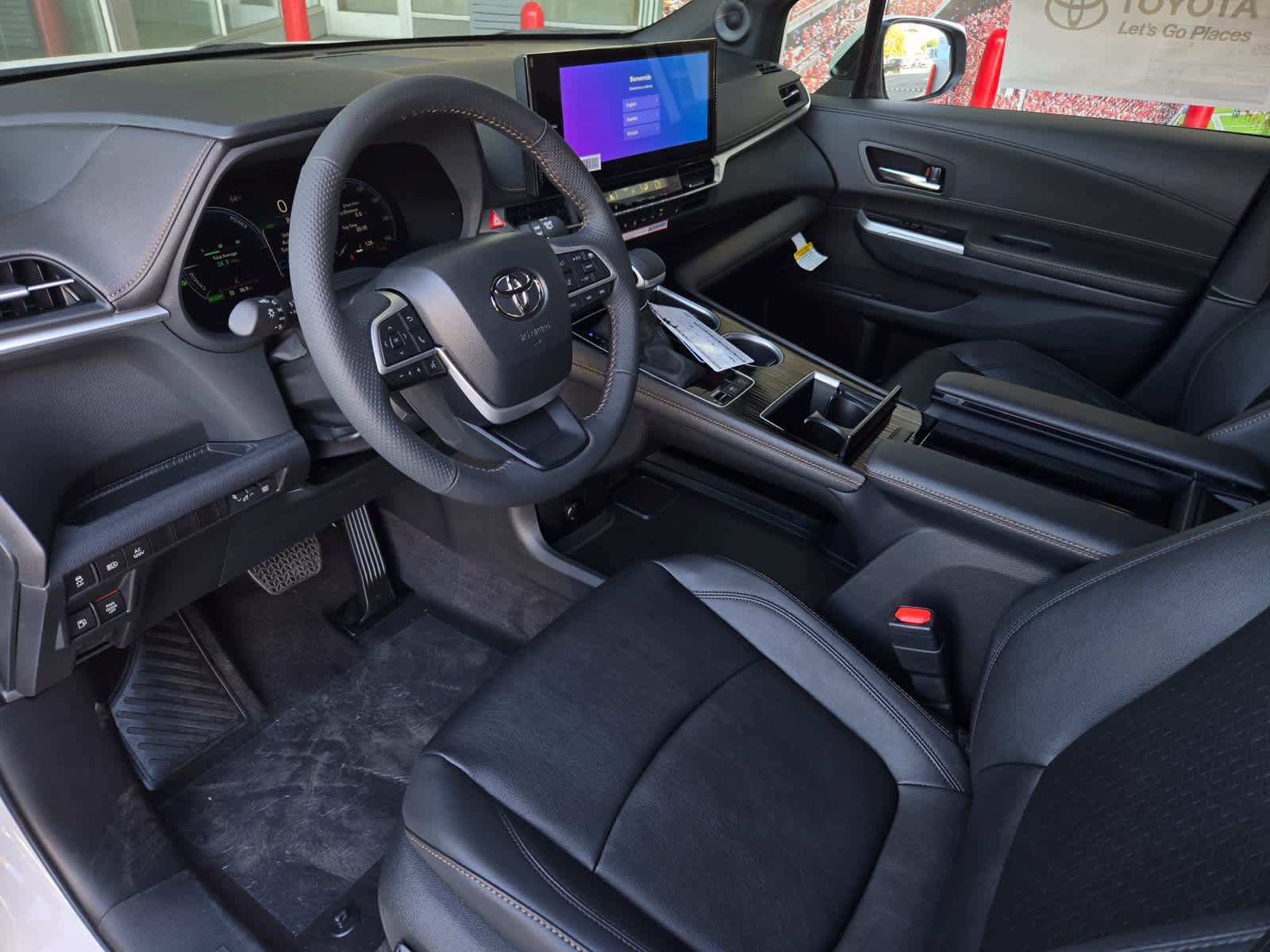 New 2026 Toyota Sienna XLE Woodland Edition AWD/4WD image 7