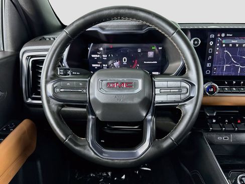Used 2025 GMC Canyon AT4 w/ Nightfall Edition AWD/4WD image 26