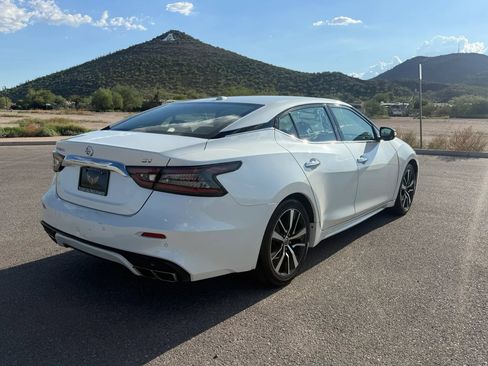 Used 2022 Nissan Maxima SV FWD image 8