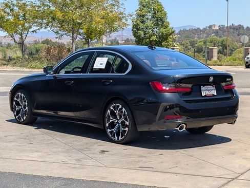 Certified 2025 BMW 330i Sedan w/ Premium Package RWD image 8