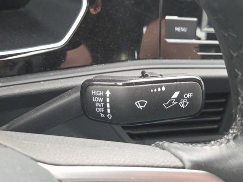 Used 2024 Volkswagen Jetta Sport FWD image 39
