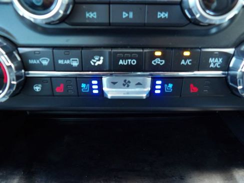 Used 2024 Ford F250 Lariat w/ Chrome Package AWD/4WD image 35