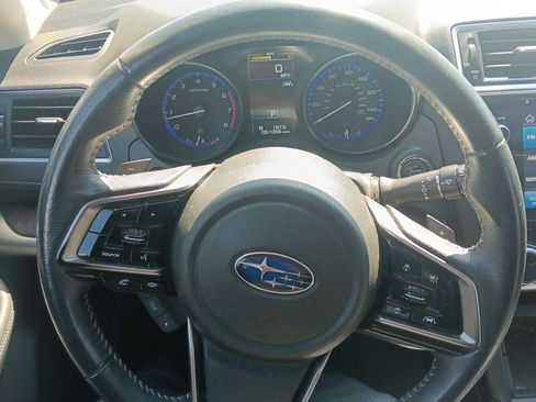 Used 2019 Subaru Outback 2.5i Limited w/ Popular Package #2 image 18